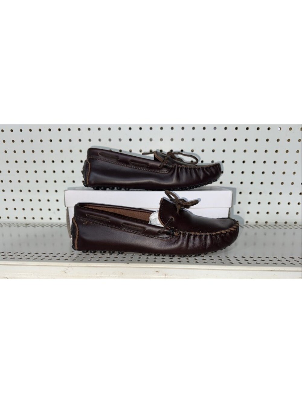 Minnetonka Classic Driver Mens Leather Driving Moccasins Shoes Size 8.5 Brown